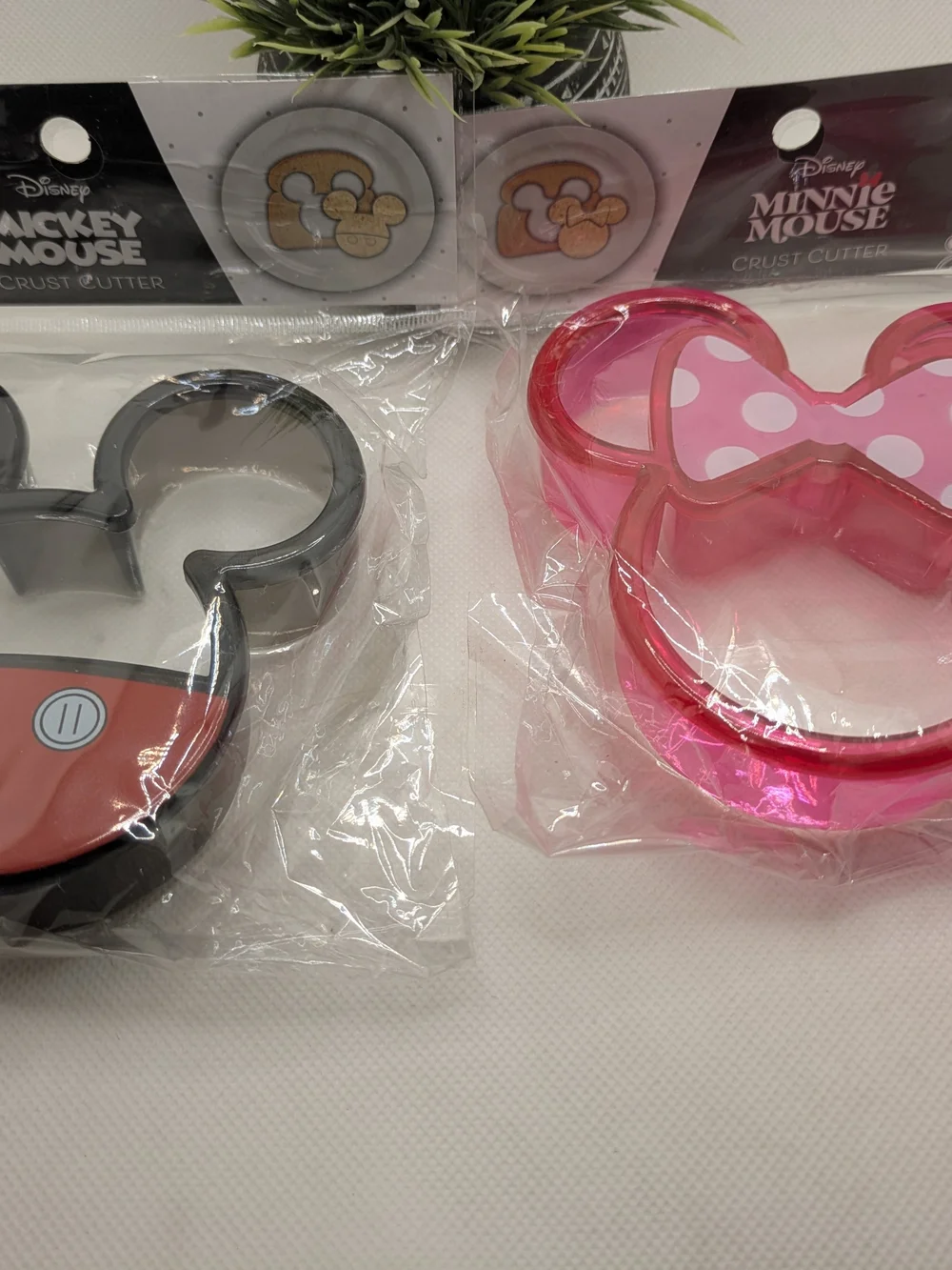 Mickey And Minnie Kids Crust Cutters
